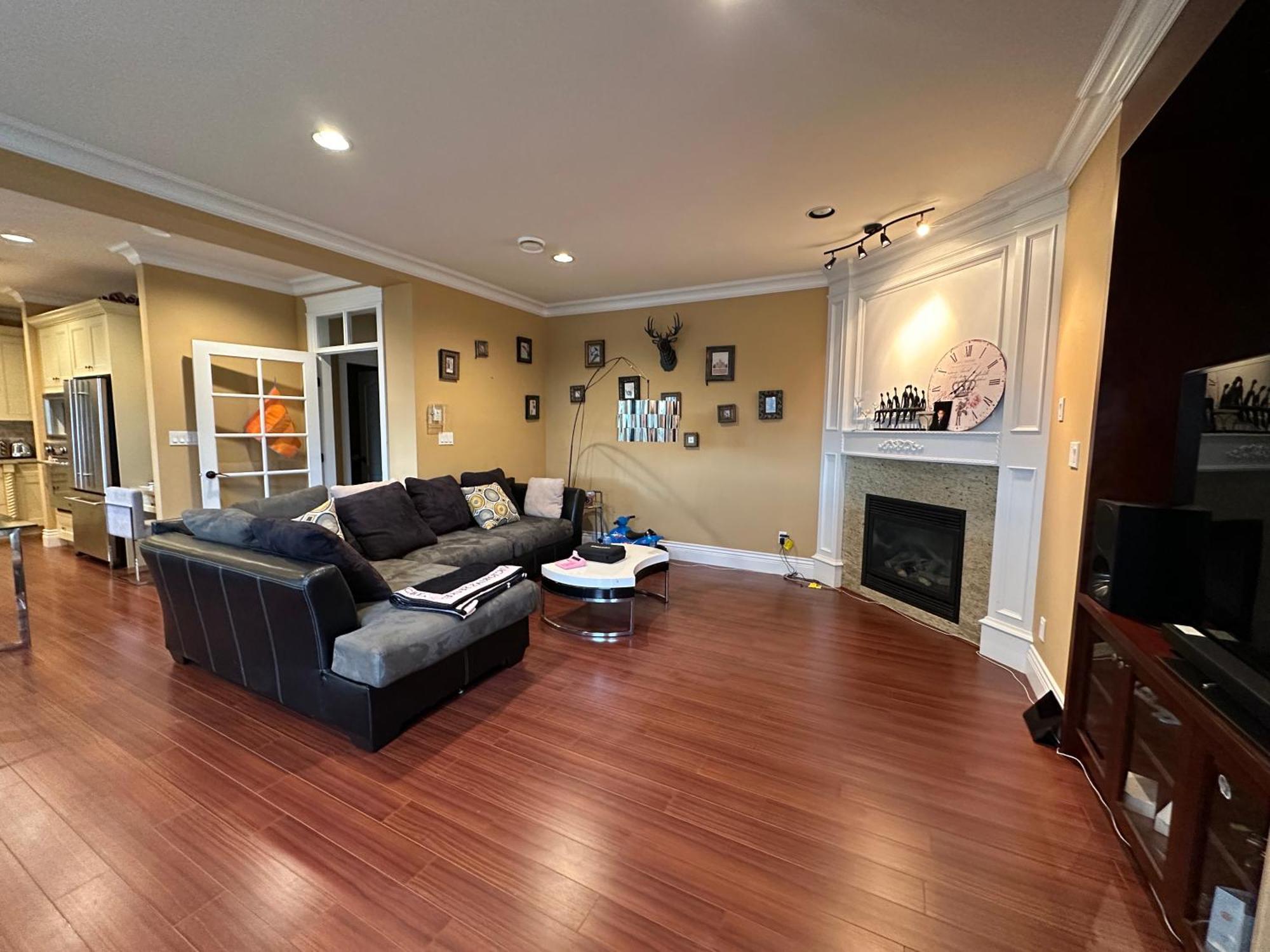 Vancouver Luxury Homestay Richmond Exterior photo